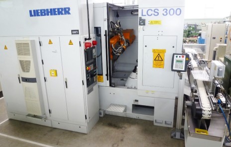 300 mm Liebherr LCS300 módulo 1-5/7, hélice +/- 35°, CNC Siemens 840D, 28 kW, 2006